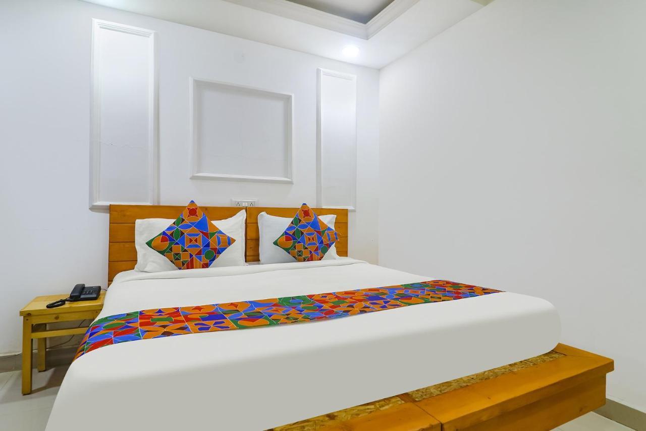 Fabhotel Green Leaf Hyderabad Exterior photo